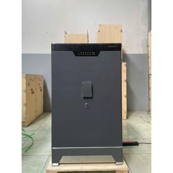 Két sắt Kassler KL-100LS6 Max bên trong