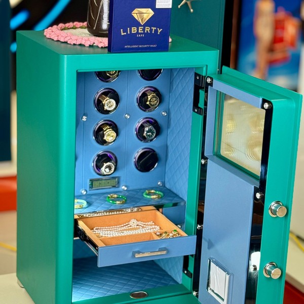 Két sắt đồng hồ Liberty LB1000 Pro 12 Watch Winder chính hãng tại Két Sắt 99
