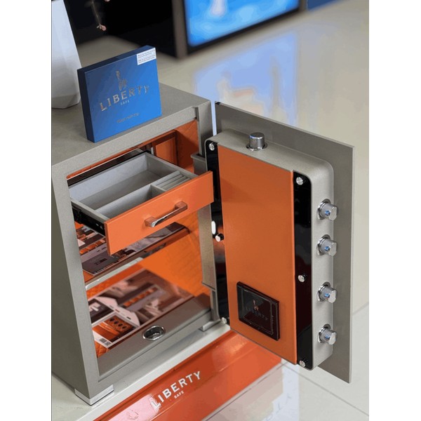 Két sắt Liberty LB68-S10-PRO bên trong